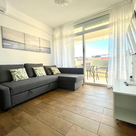 לה פינדה Costa Daurada Apartaments - Aquario Pineda מראה חיצוני תמונה